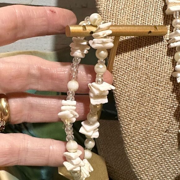 Handcrafted Beach Shell Necklace & Pendant + Earrings - Picture 3 of 5